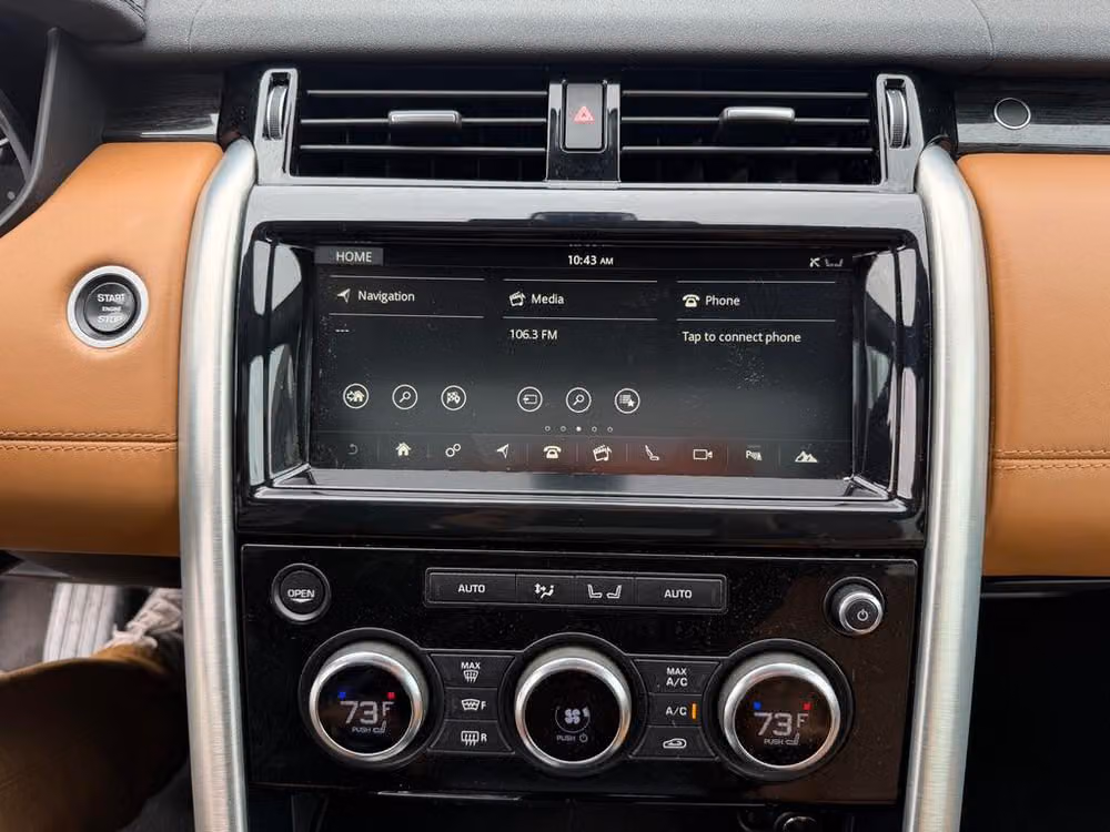 2017 Land Rover Discovery HSE Luxury Image 54