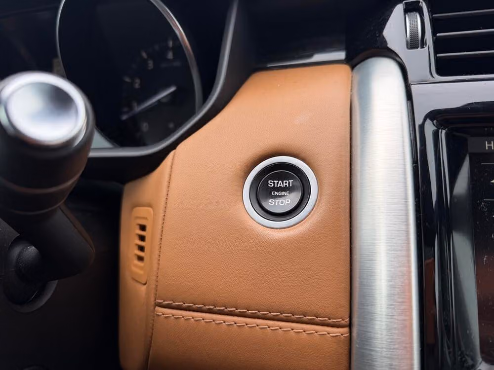 2017 Land Rover Discovery HSE Luxury Image 64