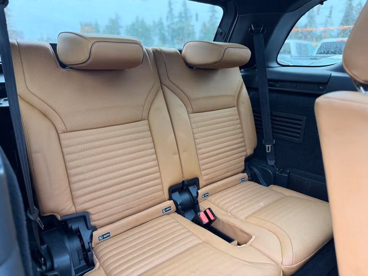 2017 Land Rover Discovery HSE Luxury Image 22