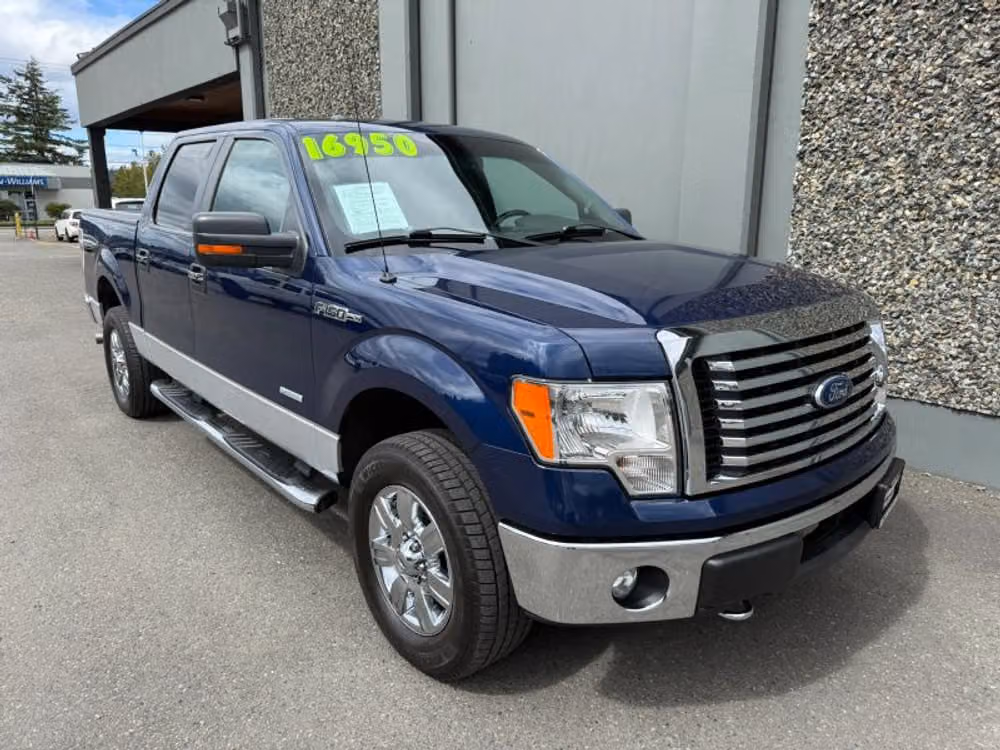 2012 Ford F-150 XLT SuperCrew Image 4