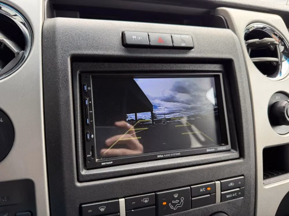 2012 Ford F-150 XLT SuperCrew Image 12