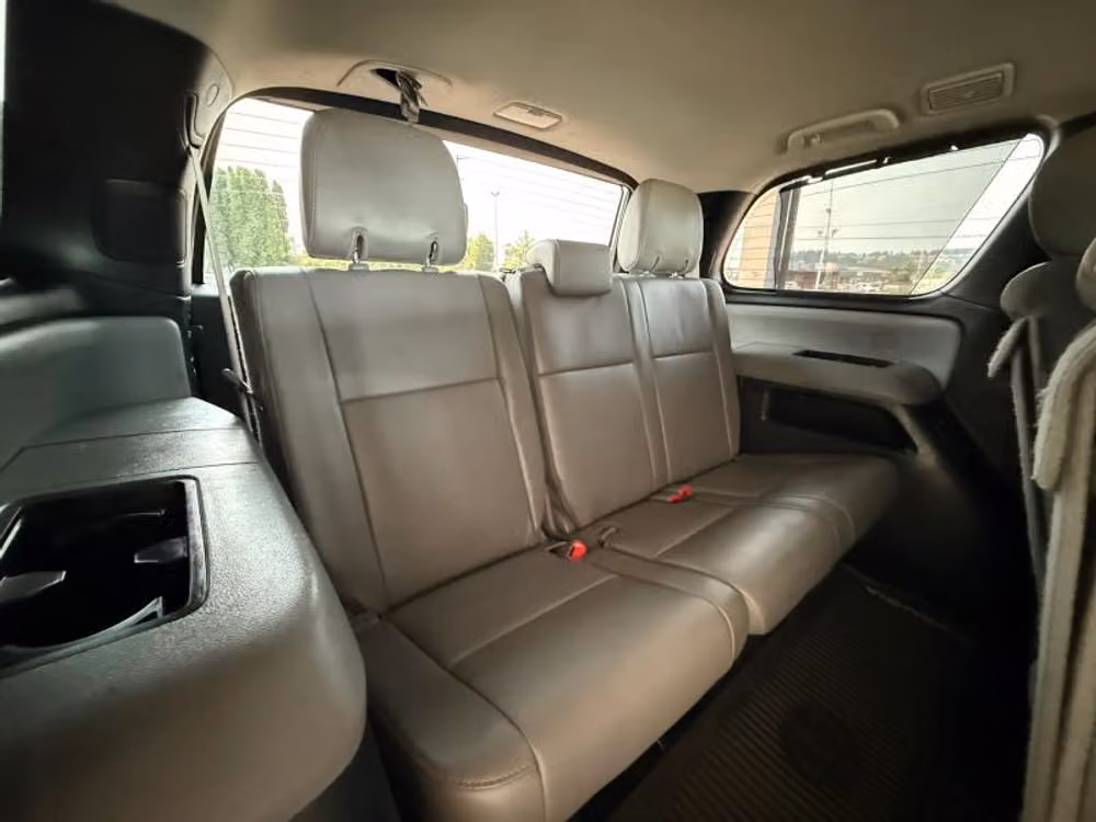 2017 Toyota Sequoia Limited Image 18