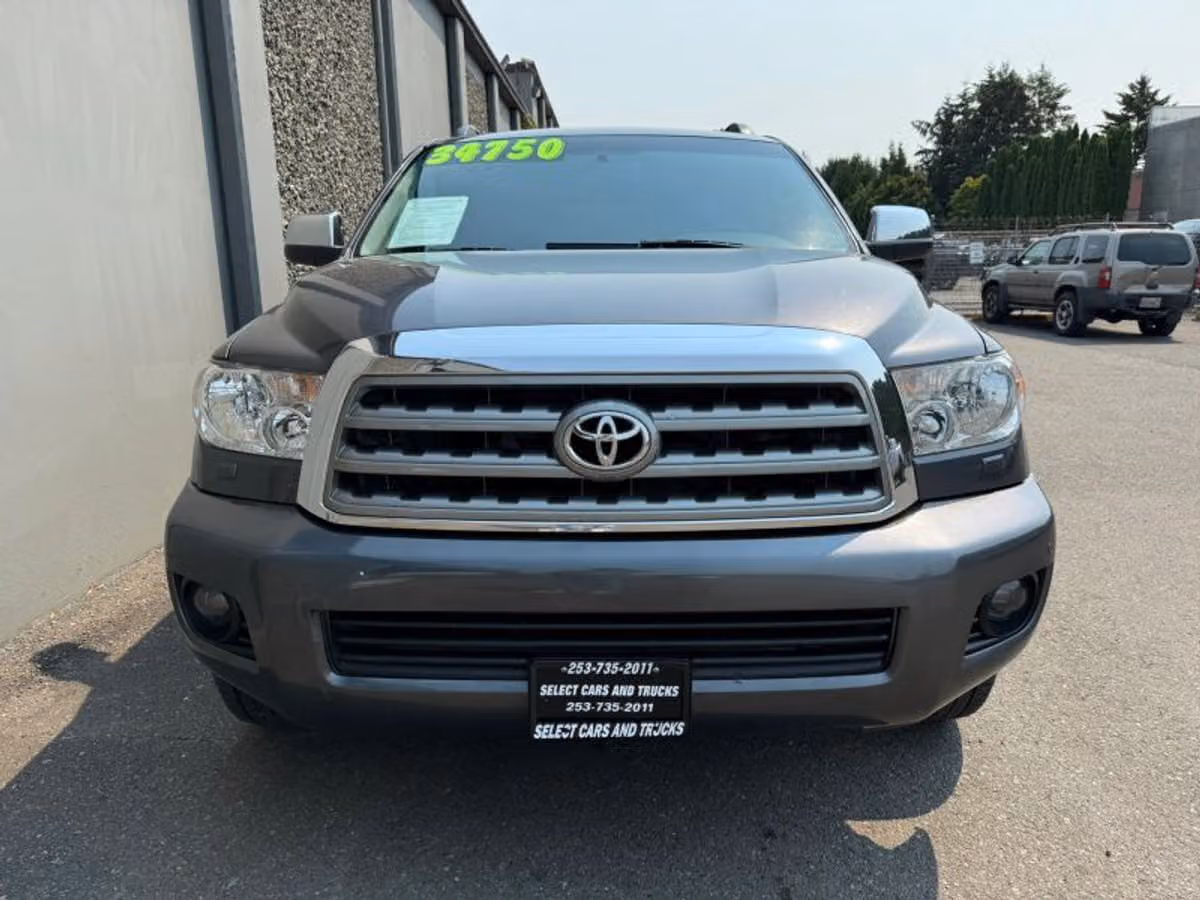 2017 Toyota Sequoia Limited Image 7