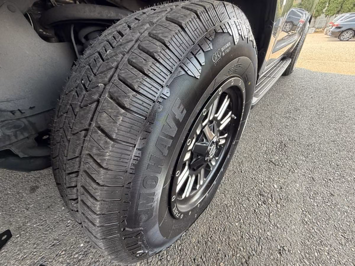 2017 Toyota Sequoia Limited Image 22