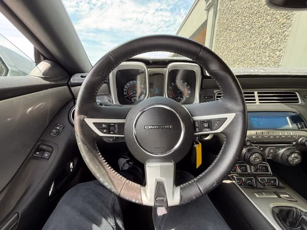 2010 Chevrolet Camaro SS Image 9