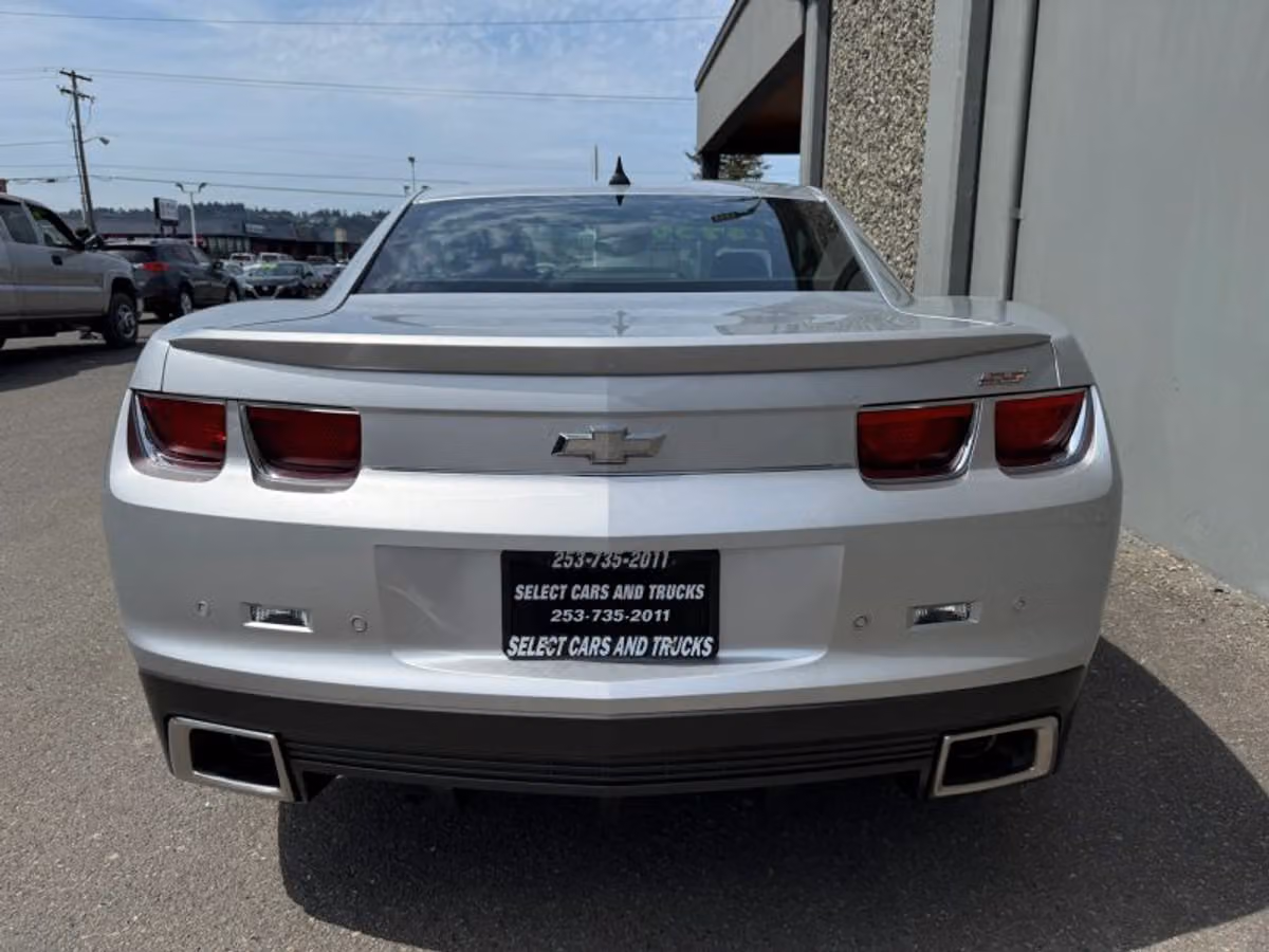 2010 Chevrolet Camaro SS Image 8