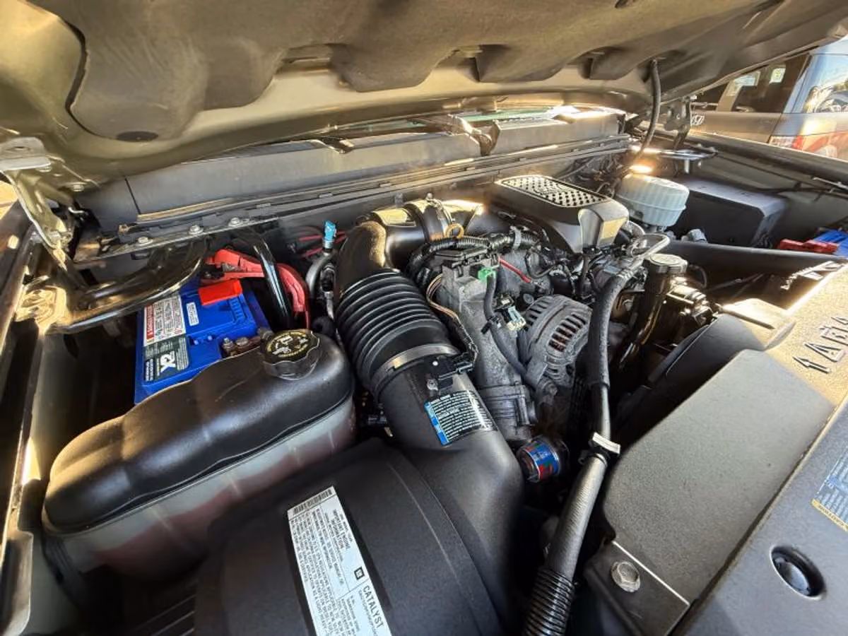 2008 Chevrolet Silverado 2500HD LTZ Pickup 4D 6 1/2 ft Crew Cab Image 17