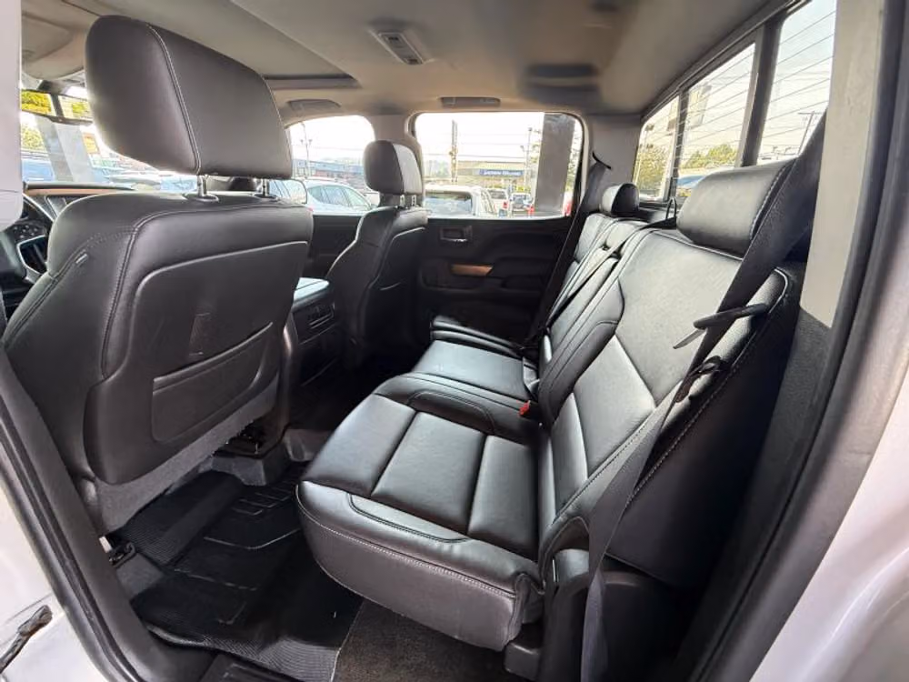 2015 Chevrolet Silverado 1500 LTZ Pickup 4D 6 1/2 ft Crew Cab Image 15