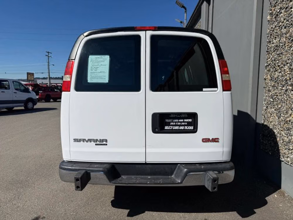 2015 GMC Savana 2500 Cargo Image 8
