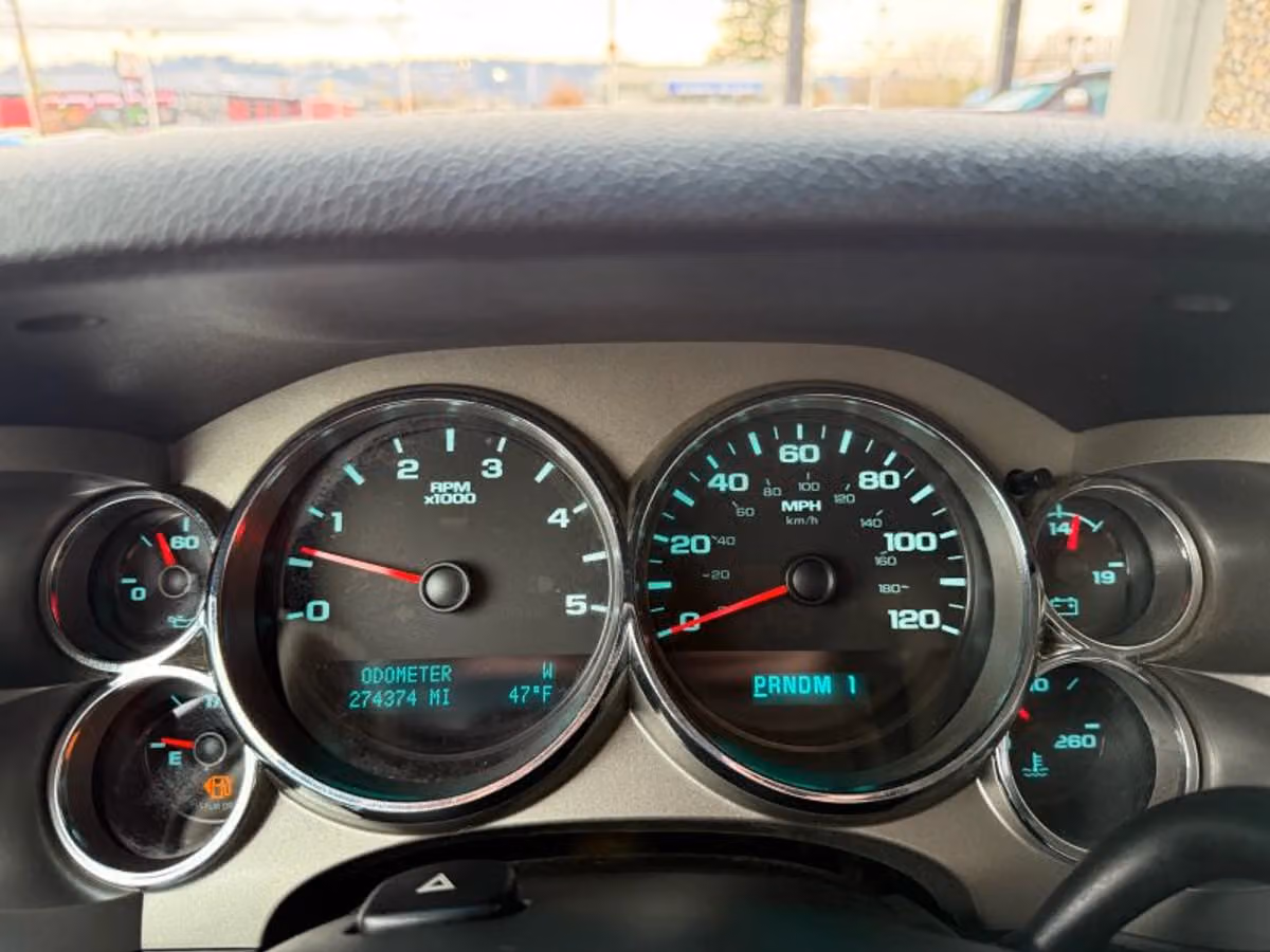 2013 Chevrolet Silverado 3500HD LT Pickup 4D 8 ft Extended Cab Image 10