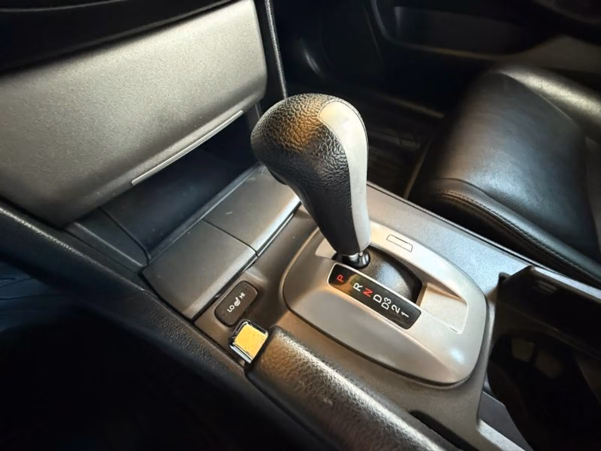 2012 Honda Accord EX-L Sedan 4D Image 12