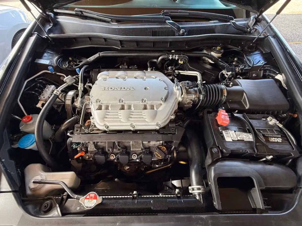 2012 Honda Accord EX-L Sedan 4D Image 17