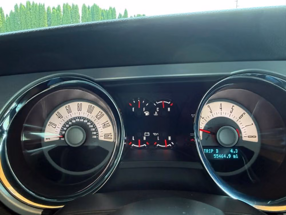 2012 Ford Mustang GT Premium Image 10