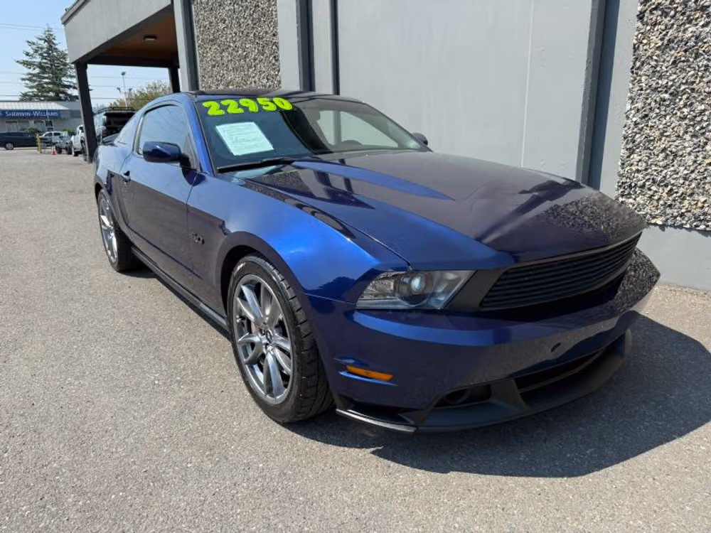 2012 Ford Mustang GT Premium Image 4