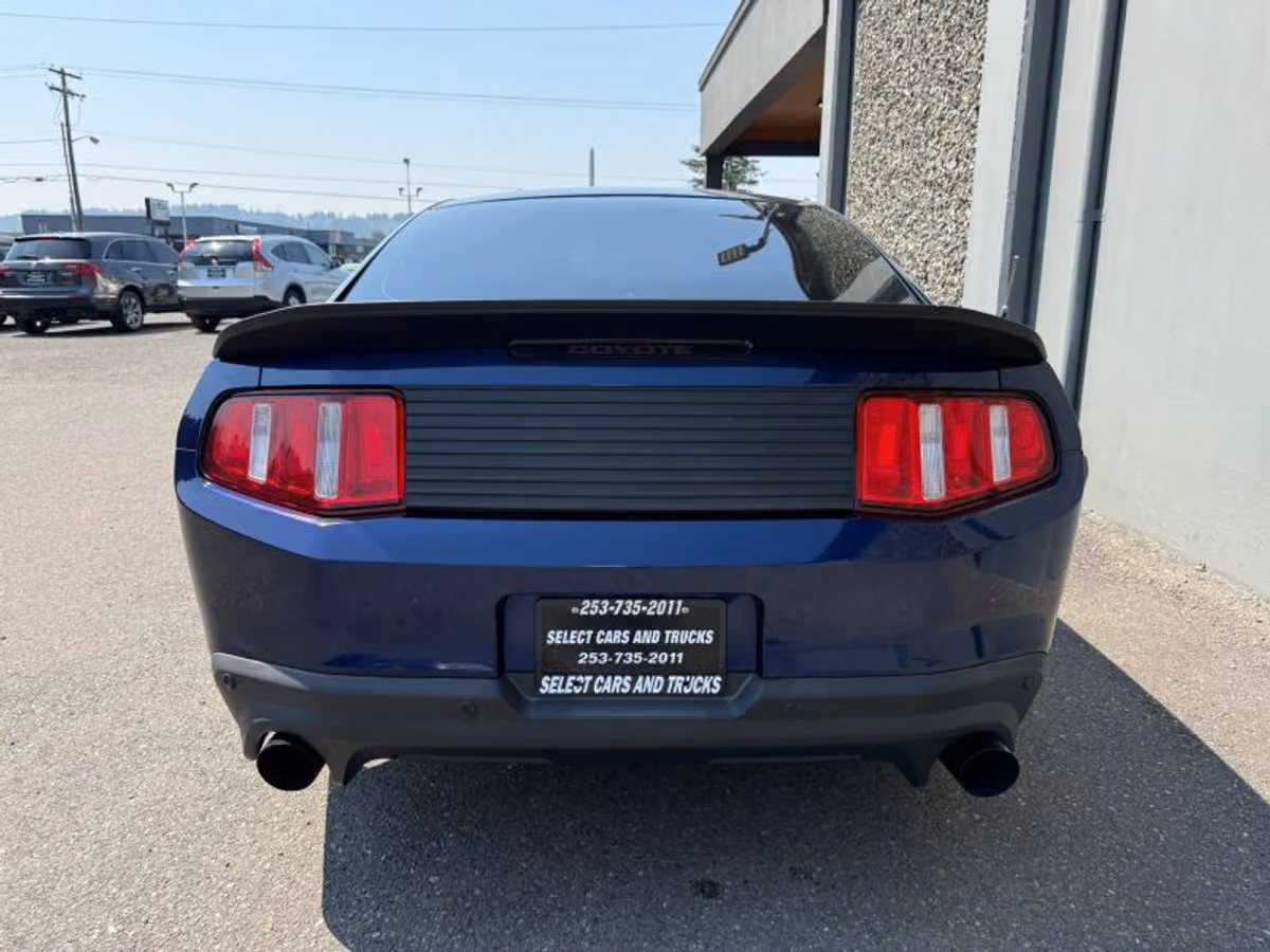 2012 Ford Mustang GT Premium Image 8