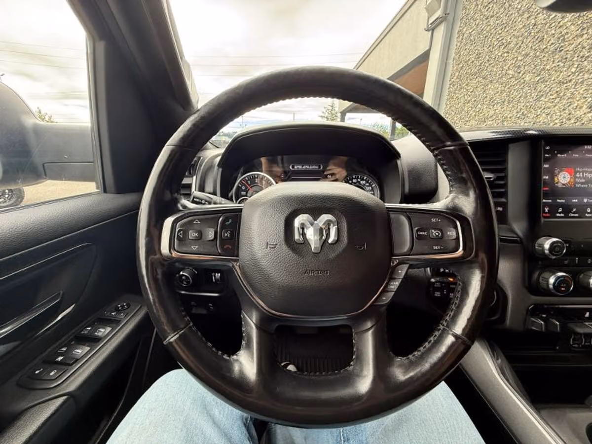 2020 Ram 1500 Big Horn Crew Cab Image 9
