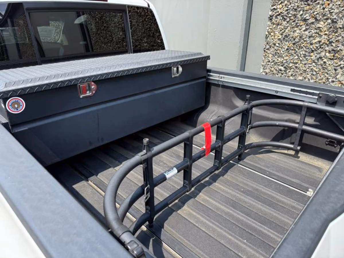 2011 Nissan Titan PRO-4X Crew Cab Image 18