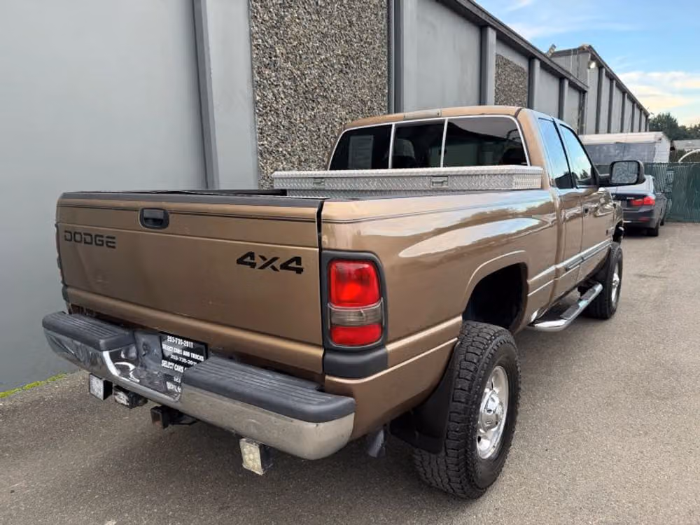 2001 Dodge Ram 2500 Short Bed Extended Cab Image 6