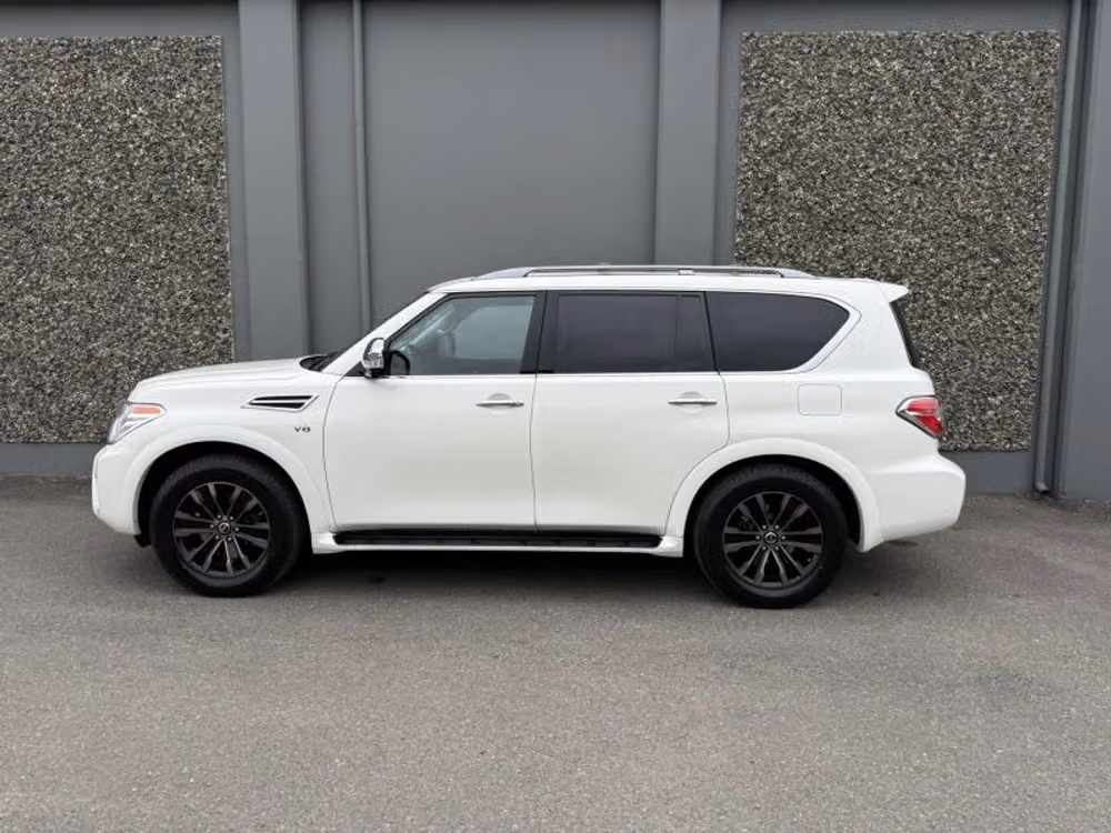 2019 Nissan Armada Platinum Image 2