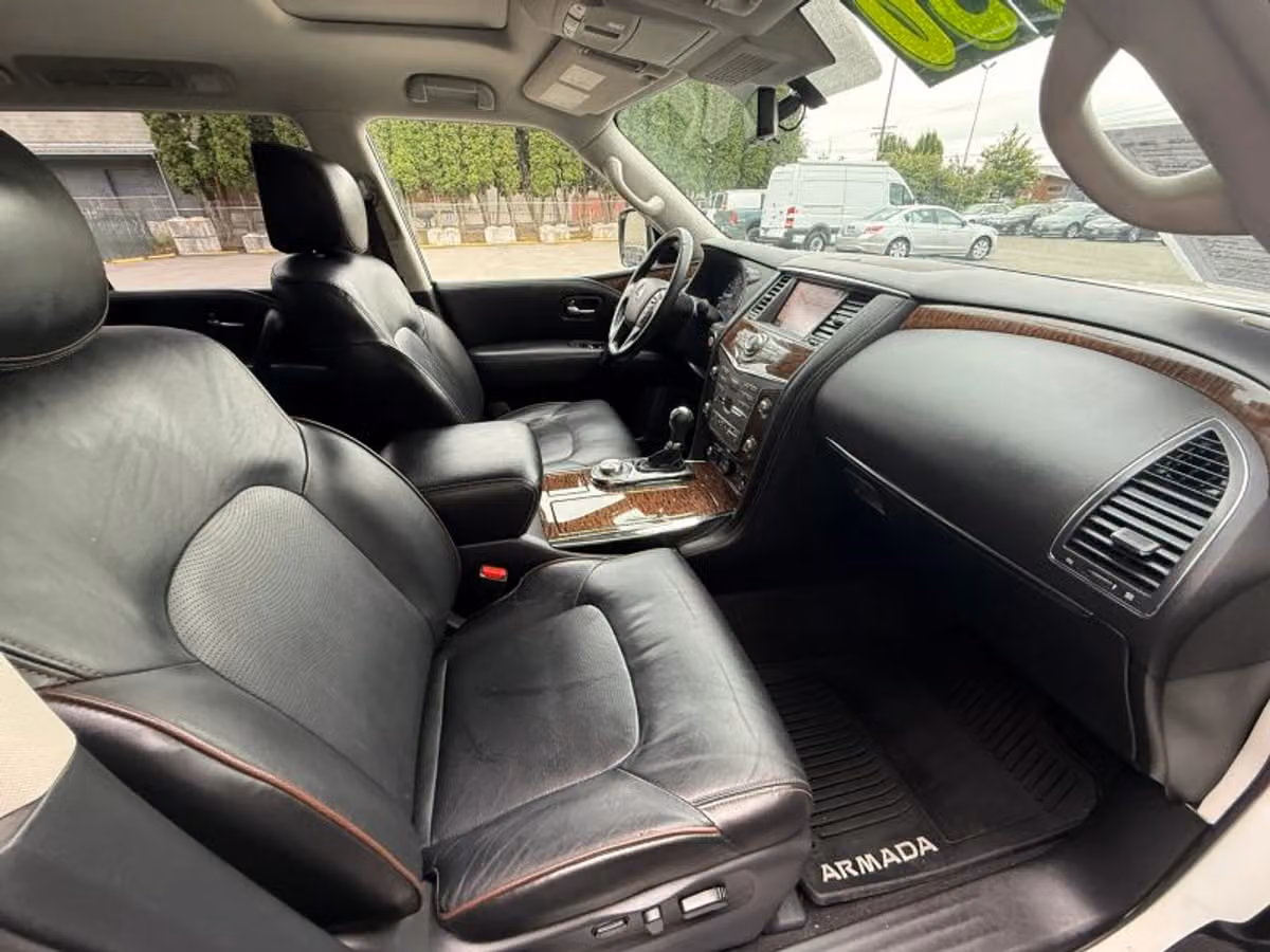2019 Nissan Armada Platinum Image 16
