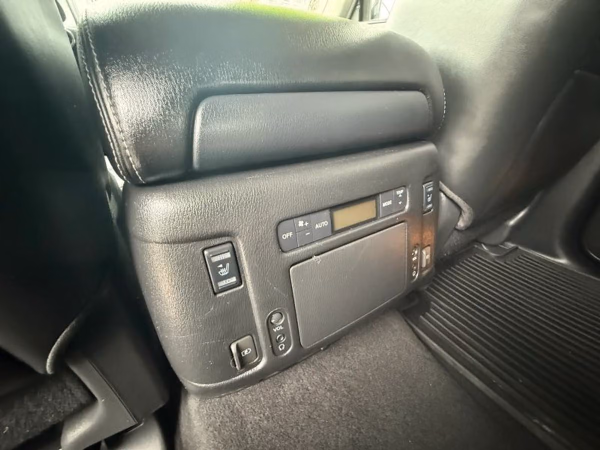 2019 Nissan Armada Platinum Image 22