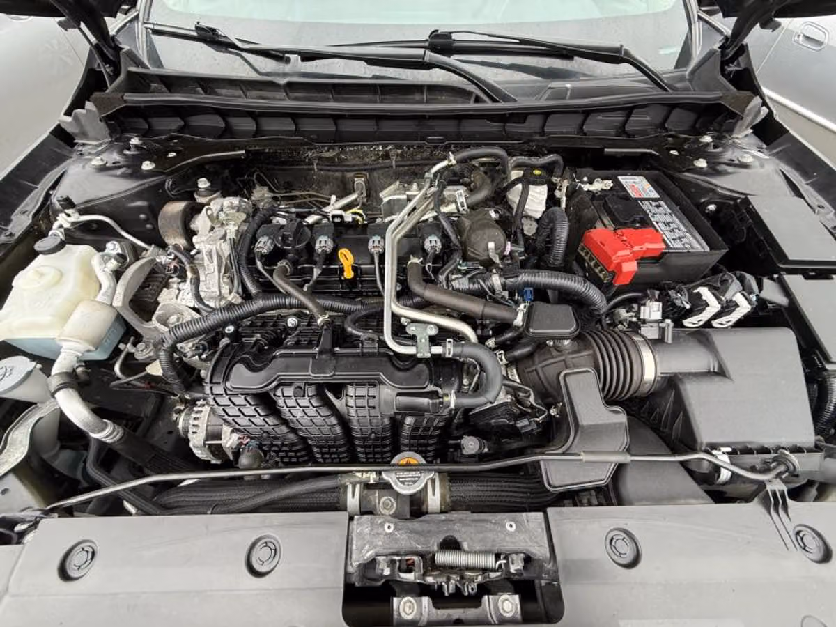 2022 Nissan Altima 2.5 SV Image 17