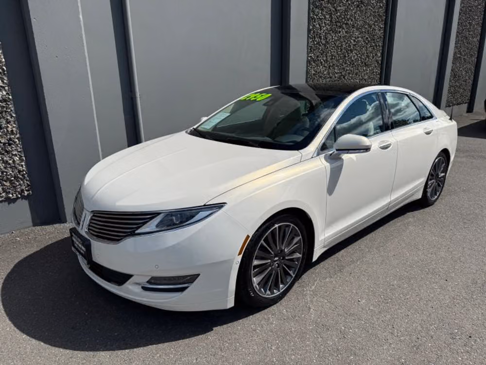 2013 Lincoln MKZ Base Image 1