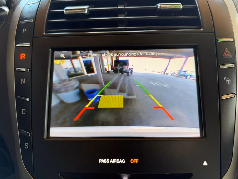 2013 Lincoln MKZ Base Image 14