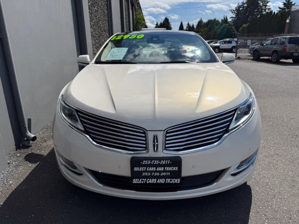 2013 Lincoln MKZ Base Image 7
