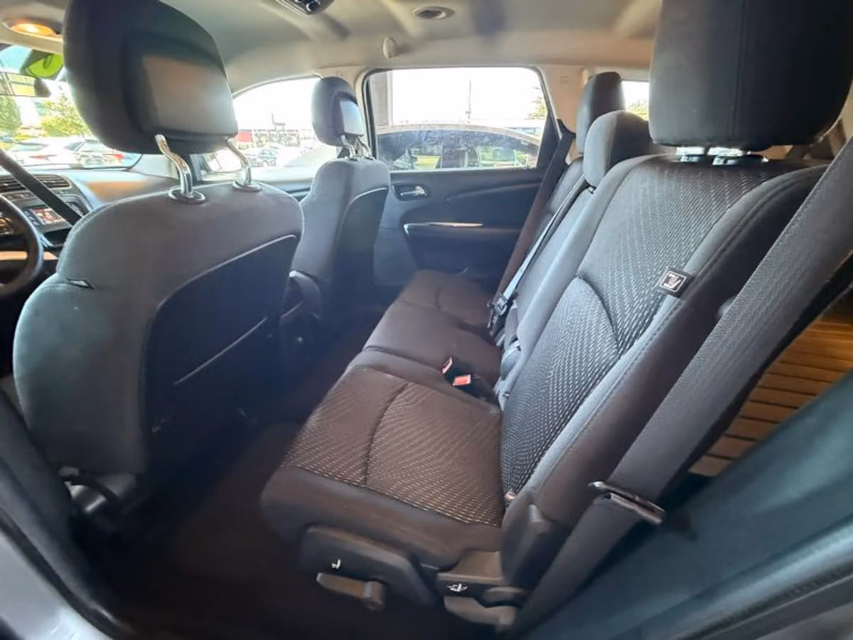 2016 Dodge Journey SXT Image 16