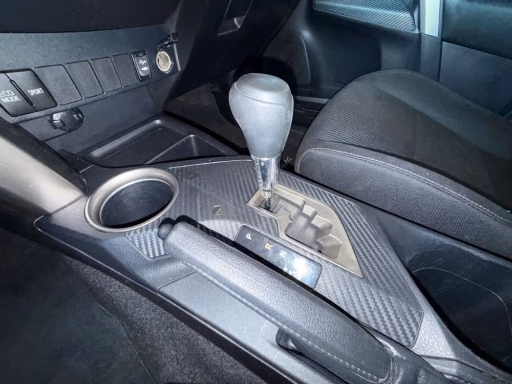 2013 Toyota RAV4 XLE Image 12