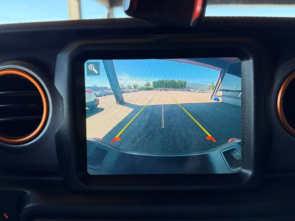 2020 Jeep Gladiator Mojave Crew Cab Image 12