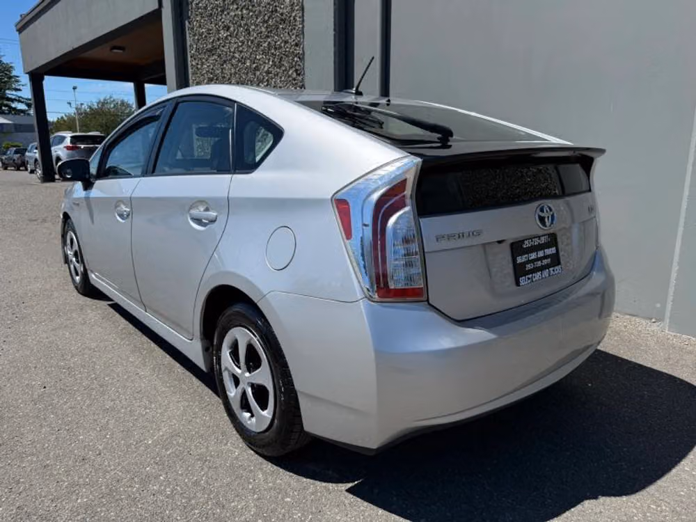 2012 Toyota Prius Four Image 3