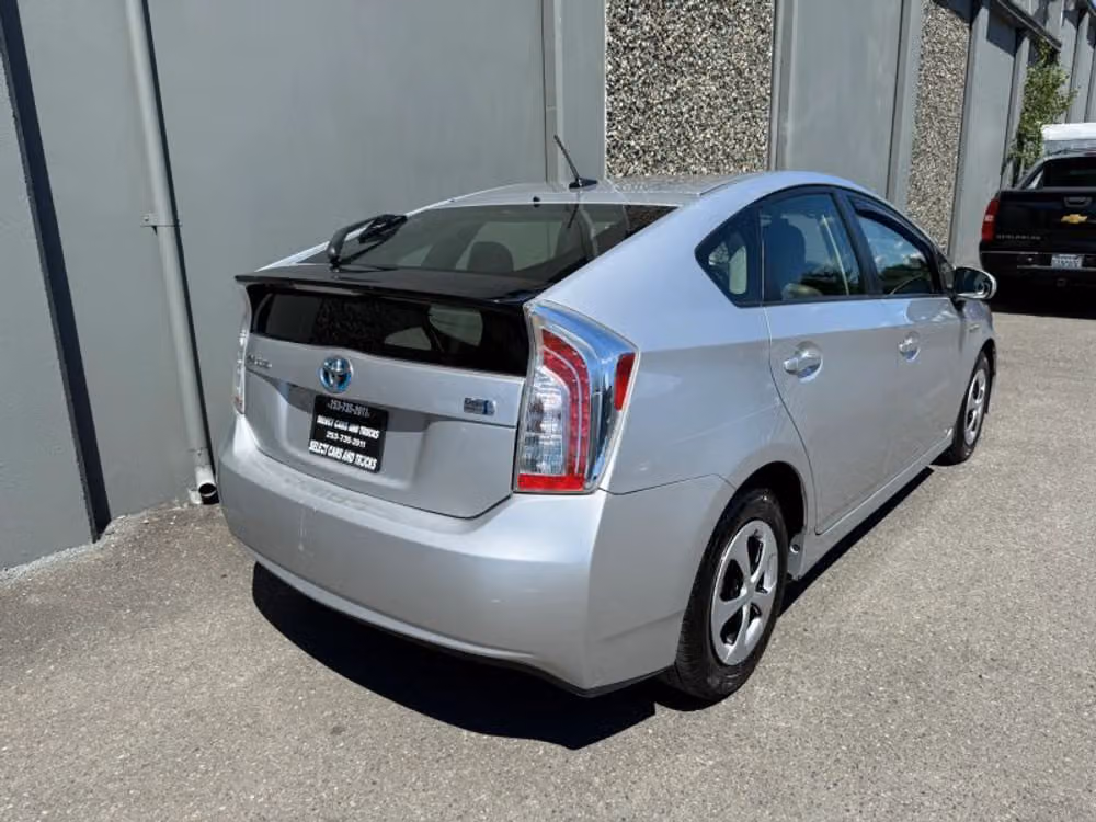 2012 Toyota Prius Four Image 6
