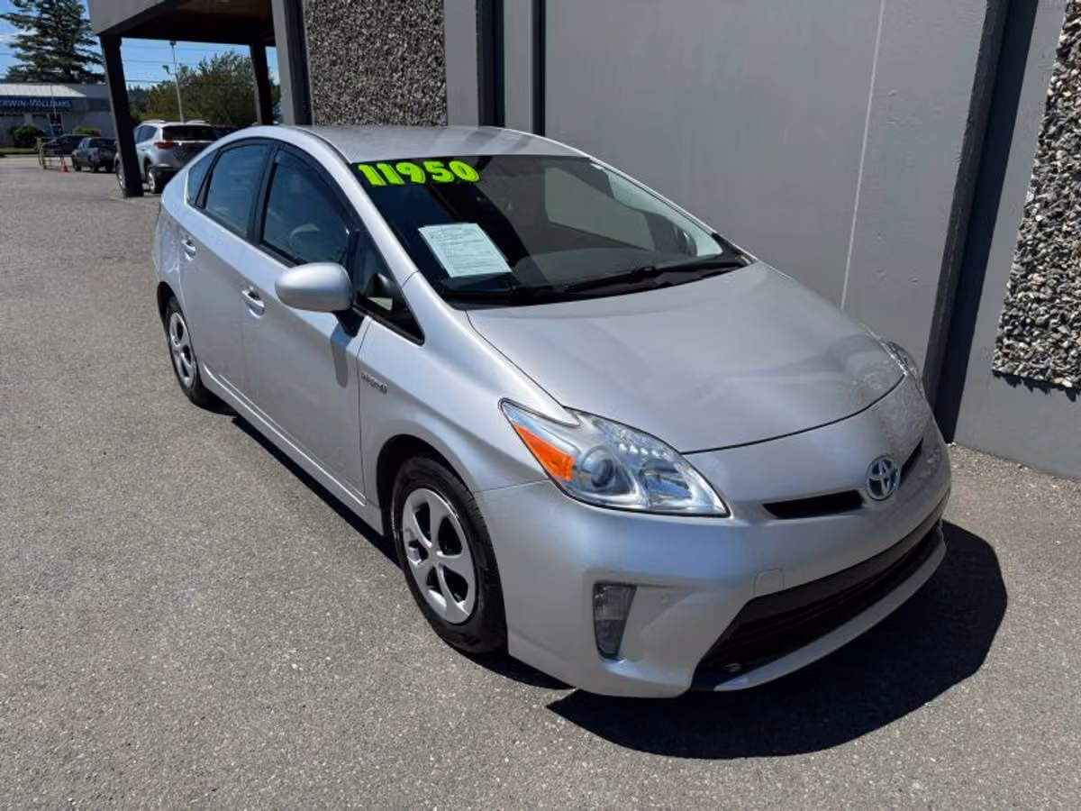 2012 Toyota Prius Four Image 4