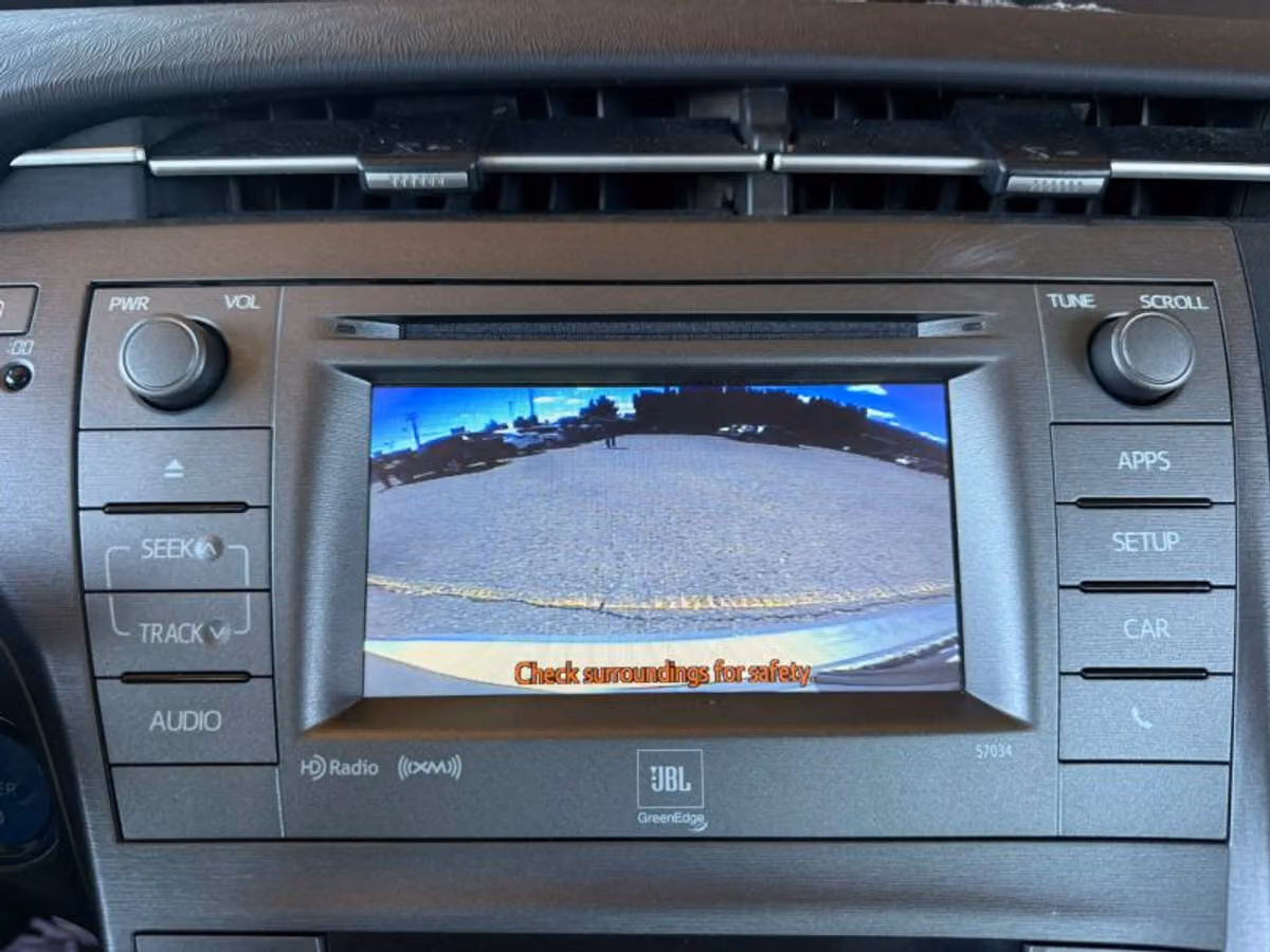 2012 Toyota Prius Four Image 12