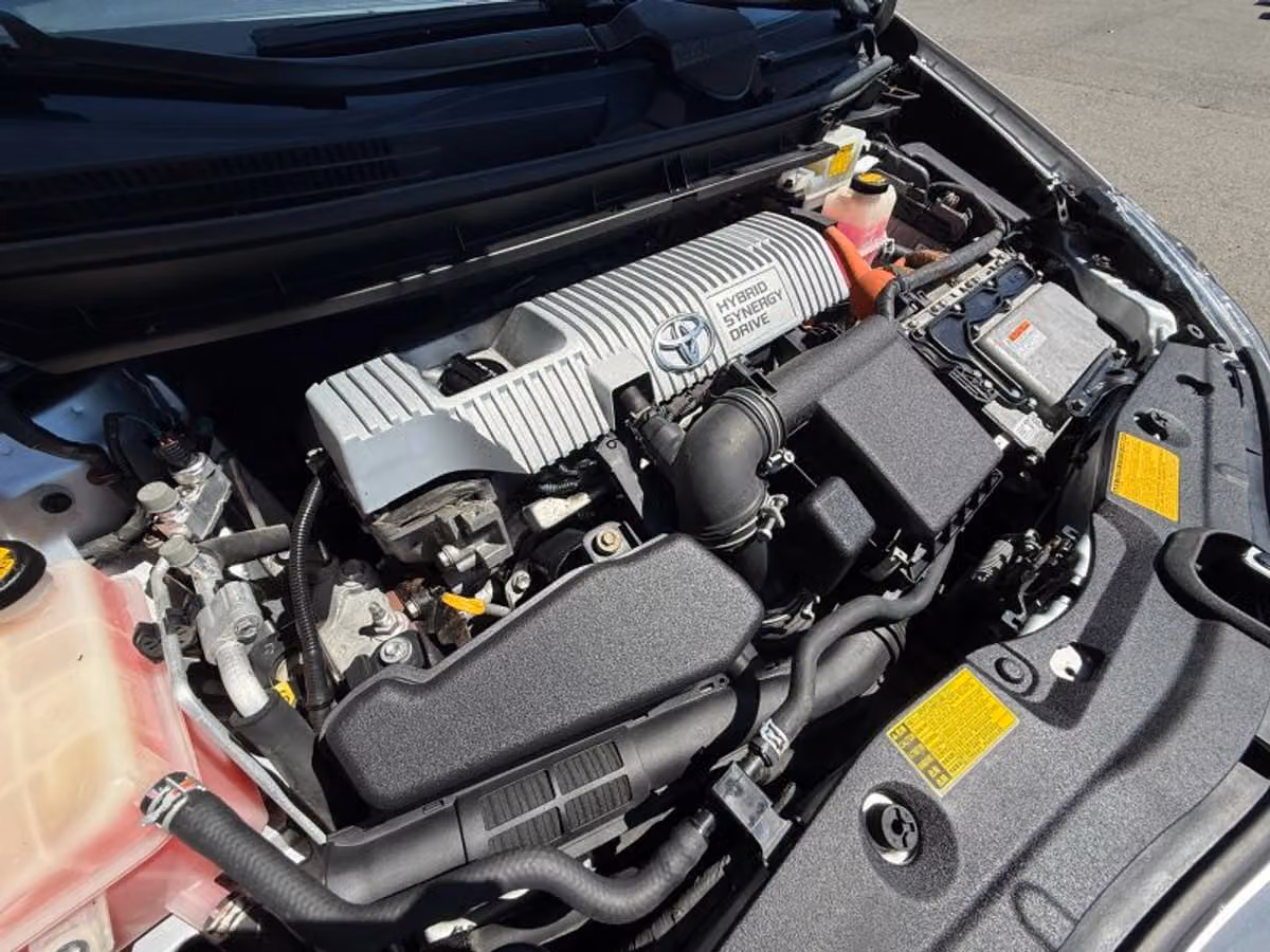 2012 Toyota Prius Four Image 19