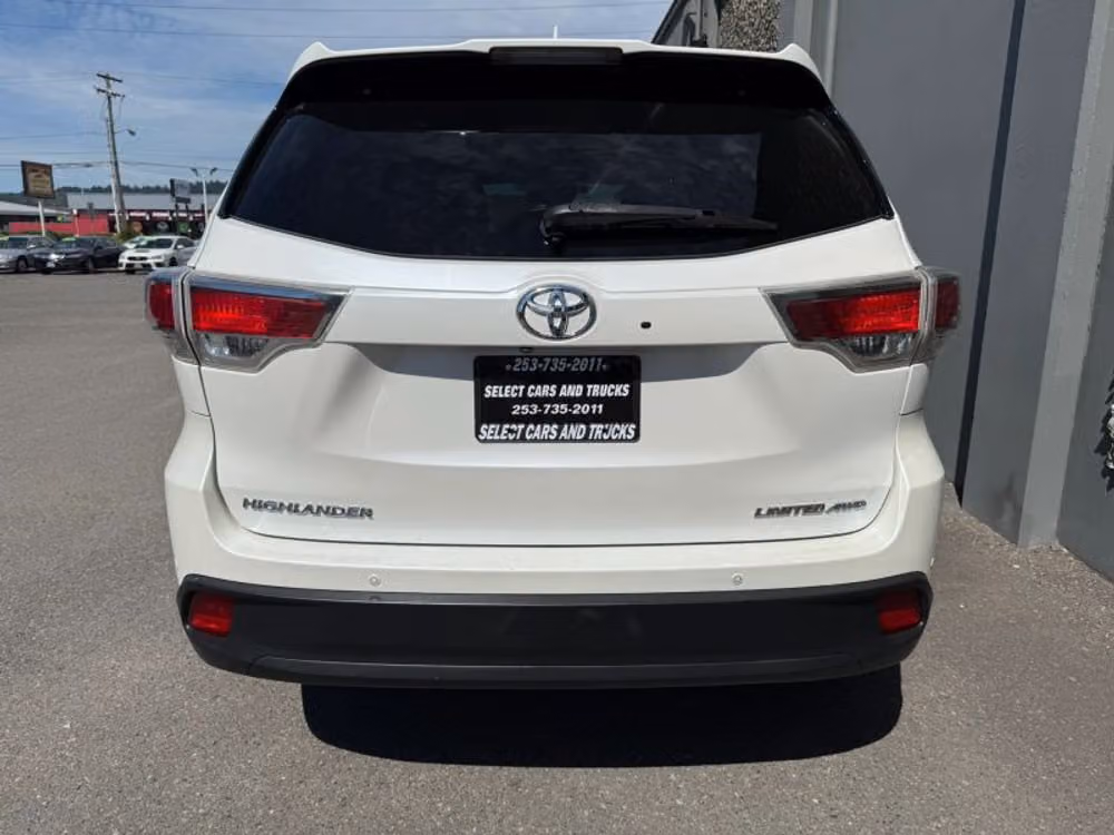 2016 Toyota Highlander Limited Platinum Image 8