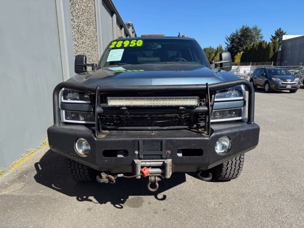 2006 Chevrolet Silverado 2500HD LT Pickup 4D 6 1/2 ft Crew Cab Image 7