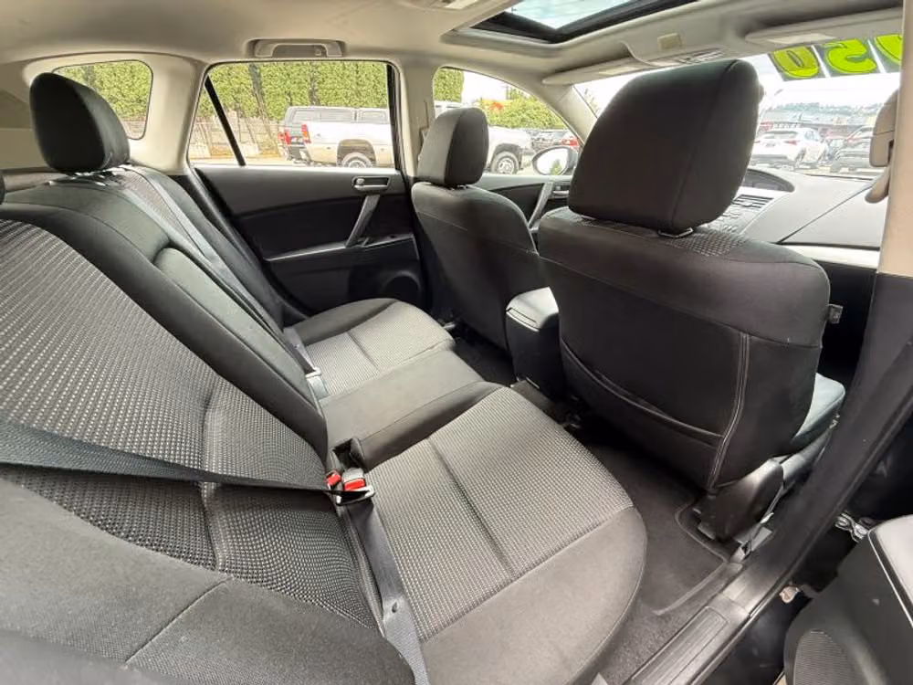 2013 Mazda 3 i Touring Image 16