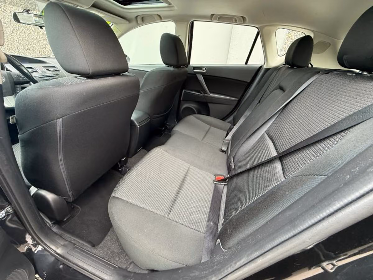 2013 Mazda 3 i Touring Image 15