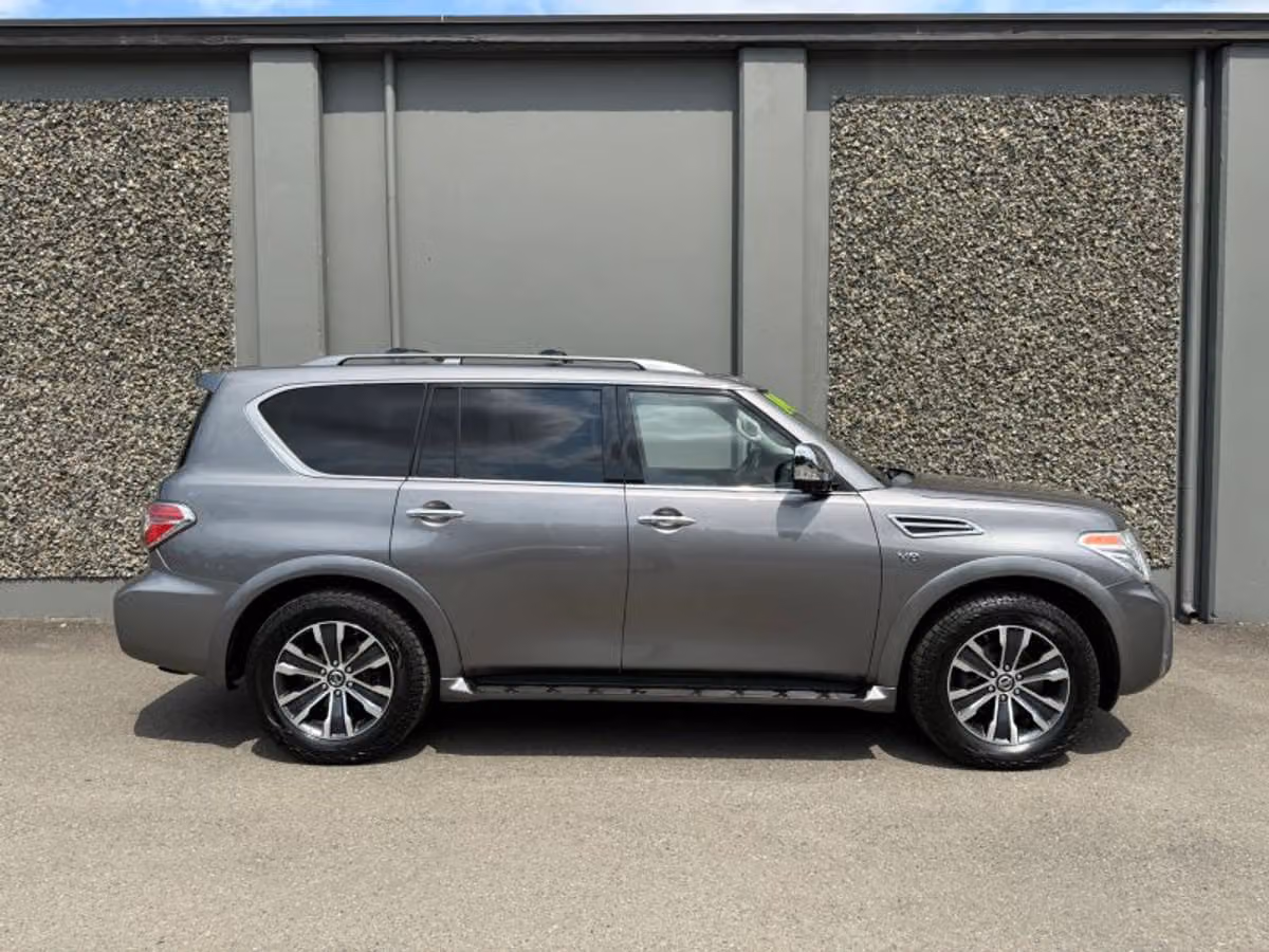 2020 Nissan Armada SL Image 5