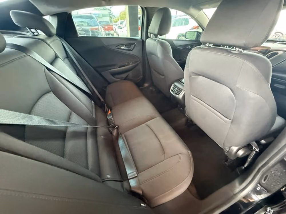 2018 Chevrolet Malibu LT Image 16