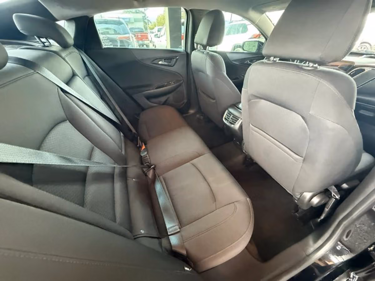 2018 Chevrolet Malibu LT Image 16