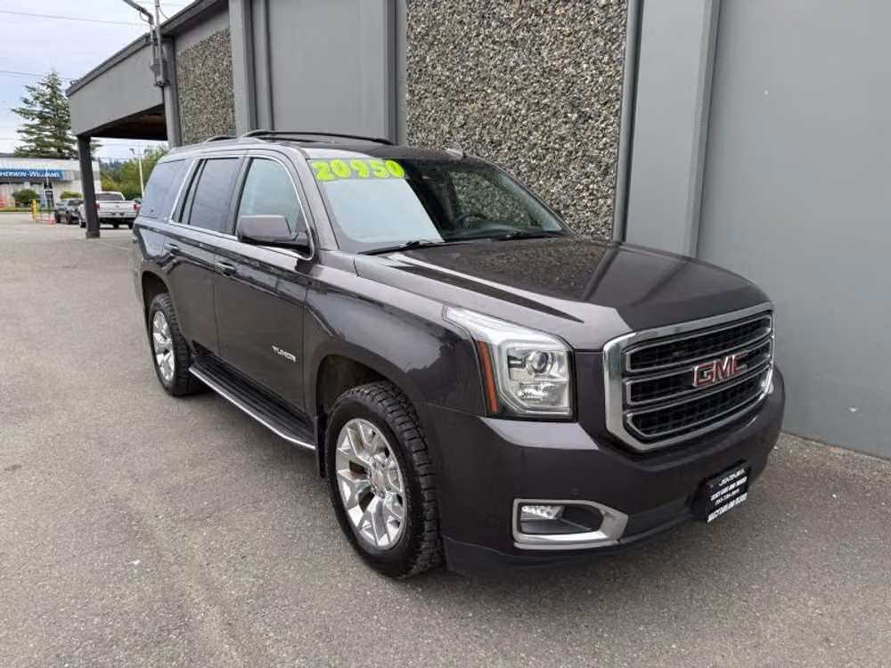 2017 GMC Yukon SLT Image 4
