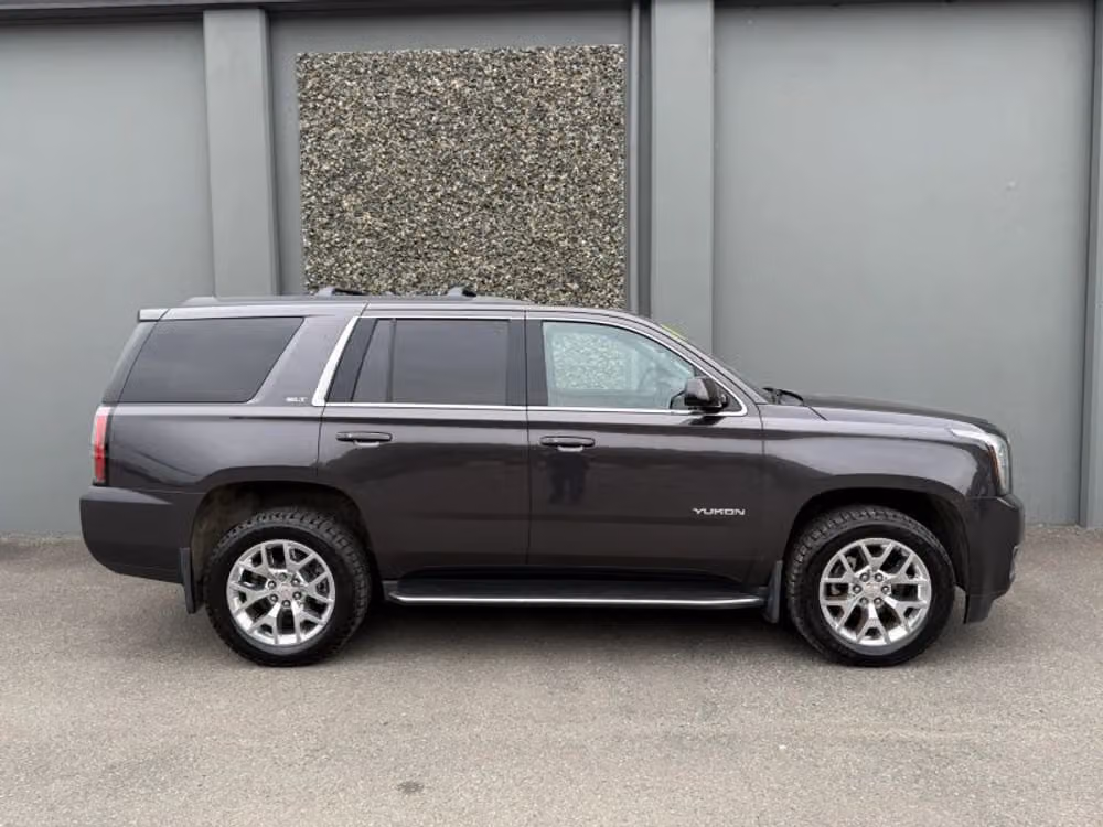 2017 GMC Yukon SLT Image 5