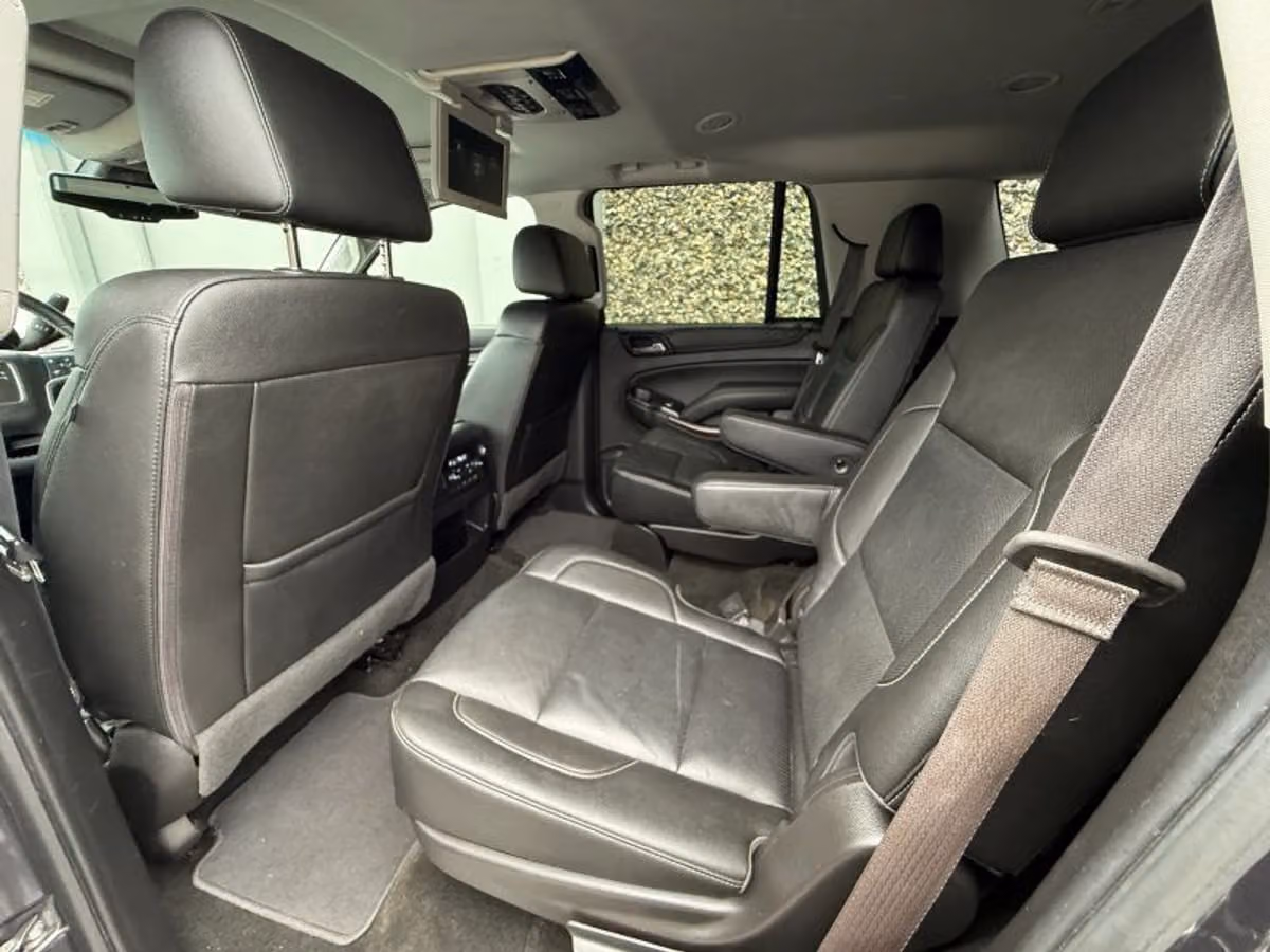 2017 GMC Yukon SLT Image 15