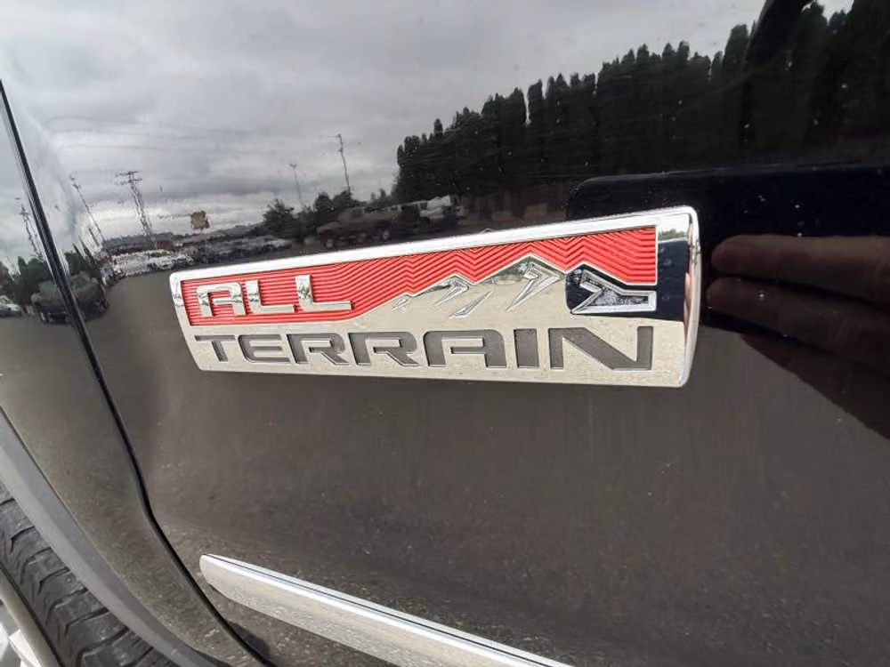 2015 GMC Sierra 1500 SLT Double Cab Image 19
