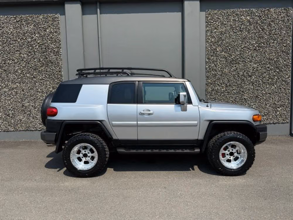 2007 Toyota FJ Cruiser Base Image 5