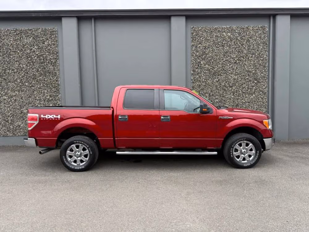 2014 Ford F-150 XLT SuperCrew Image 5